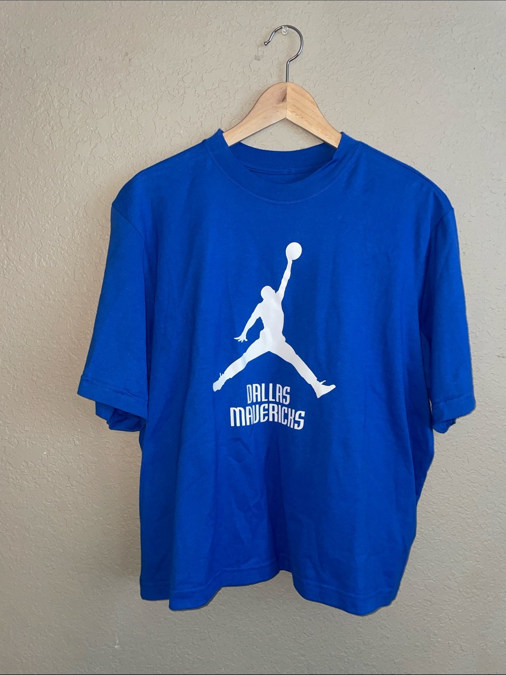 Jordan Women's Dallas Mavericks Essential Boxy T-Shirt